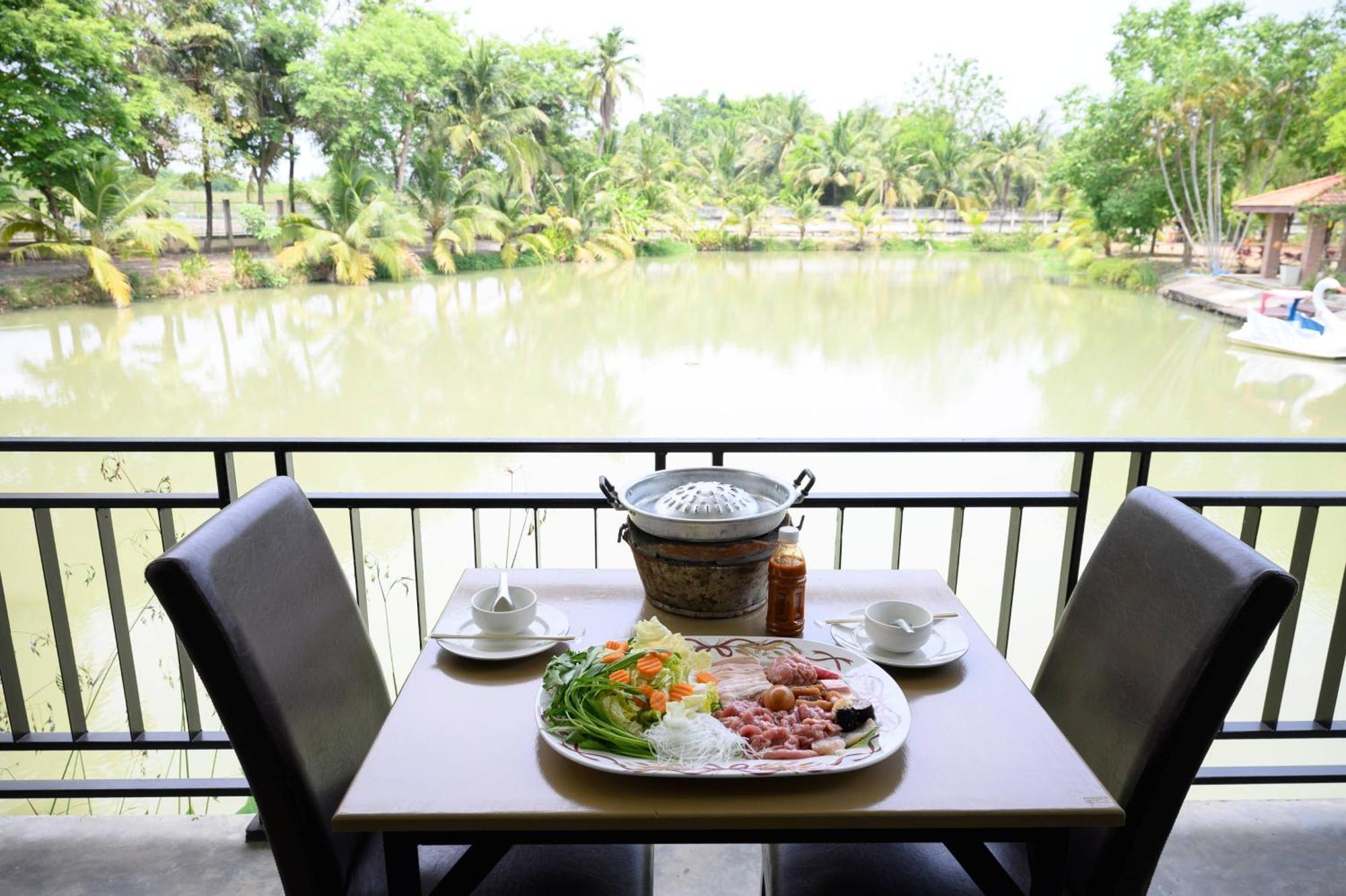 Busaya Resort & Cuisine Nakhon Pathom Eksteriør bilde